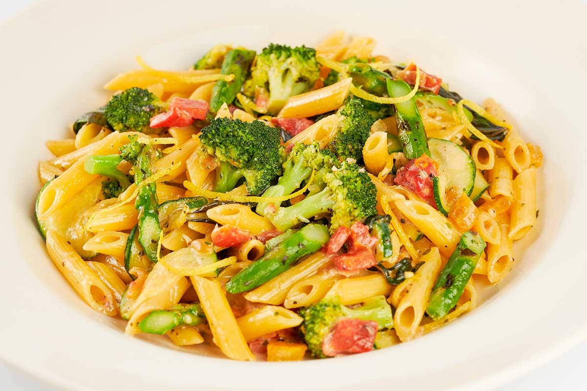 Evelyn's Favorite Pasta Cheesecake Factory Review
