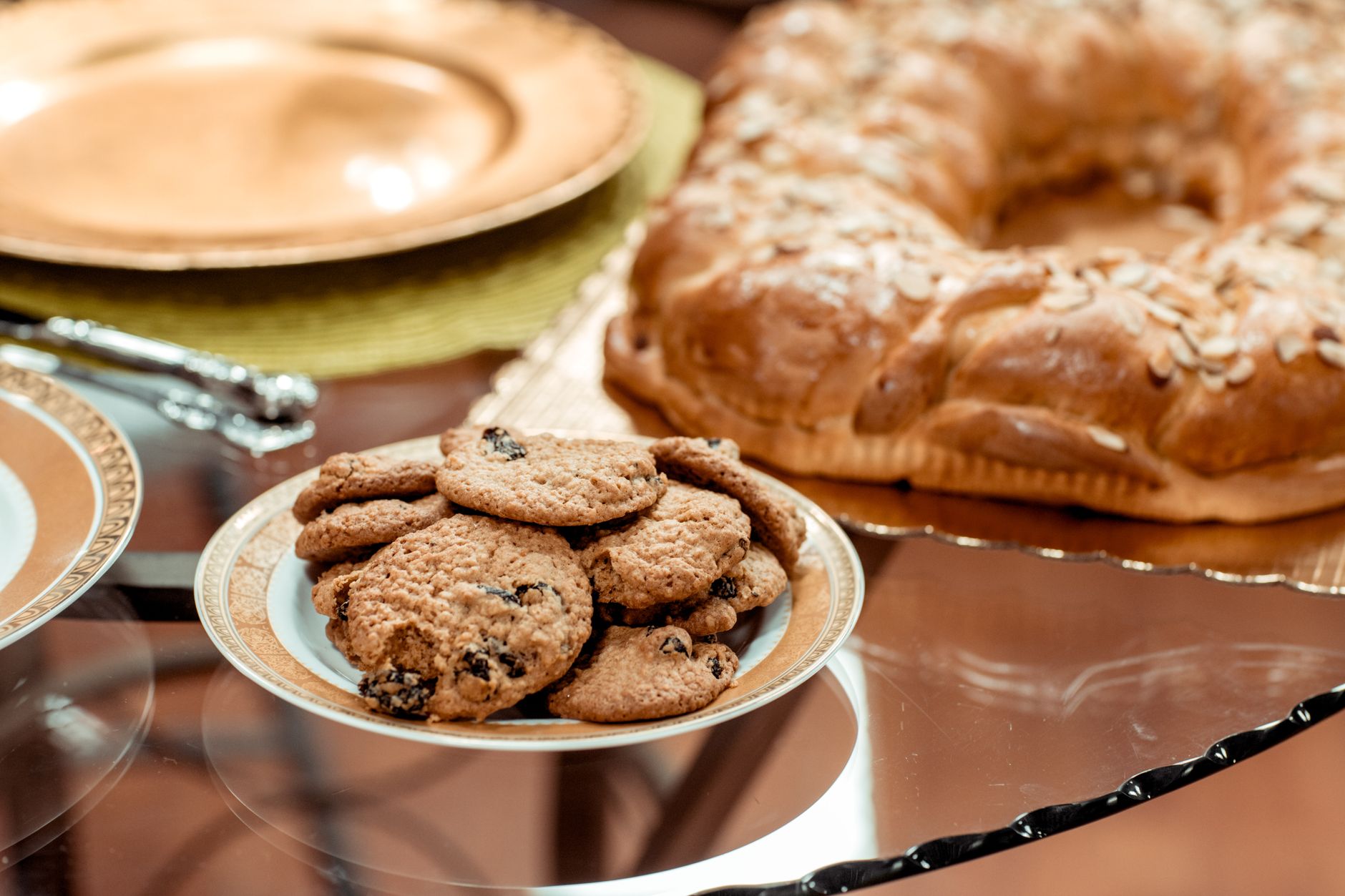 Almond Flour Chocolate Chip Cookies – Easy, Chewy & Healthy