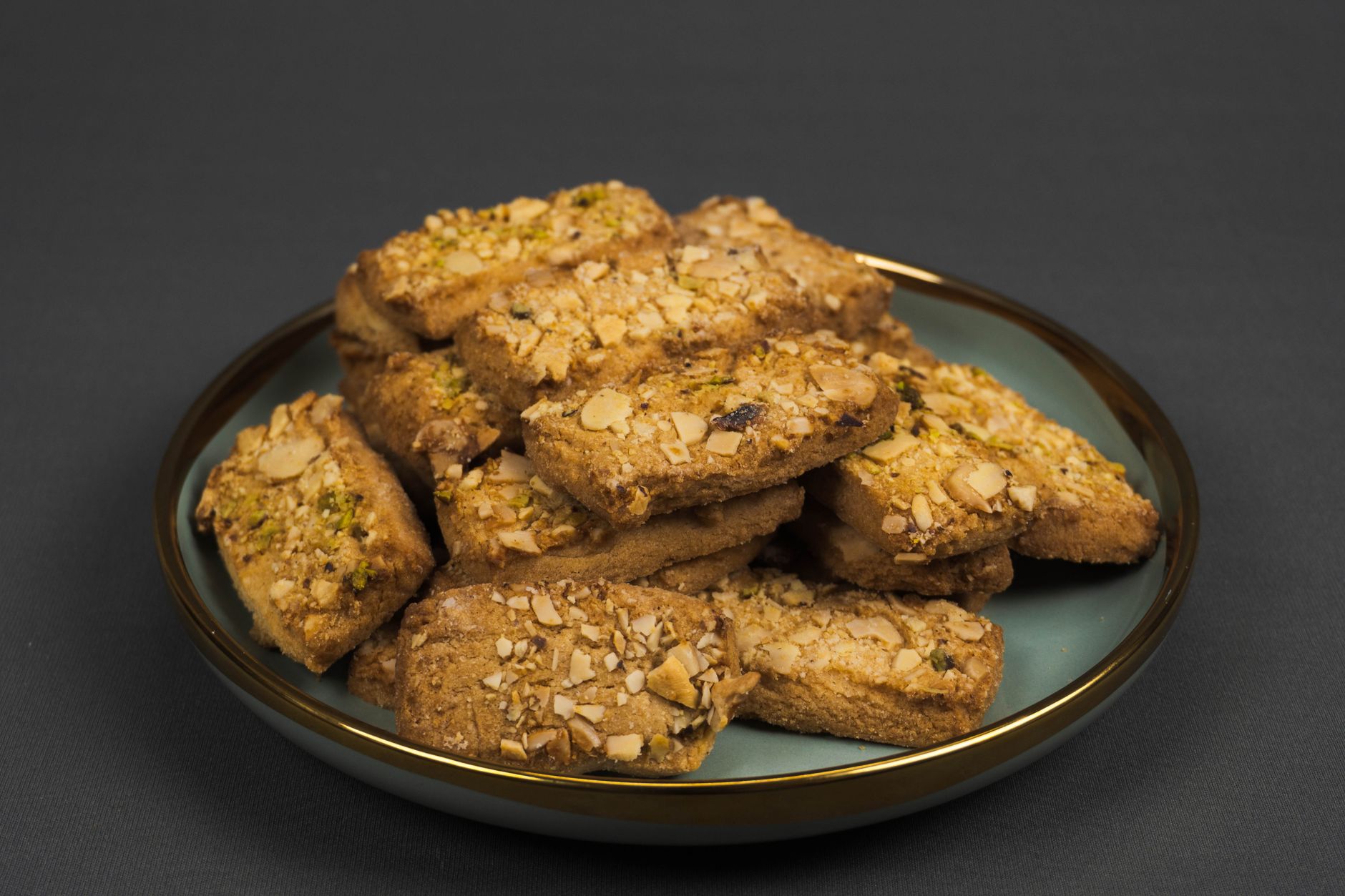 Healthy Almond Cookies: 5 Ingredients, No Refined Sugar