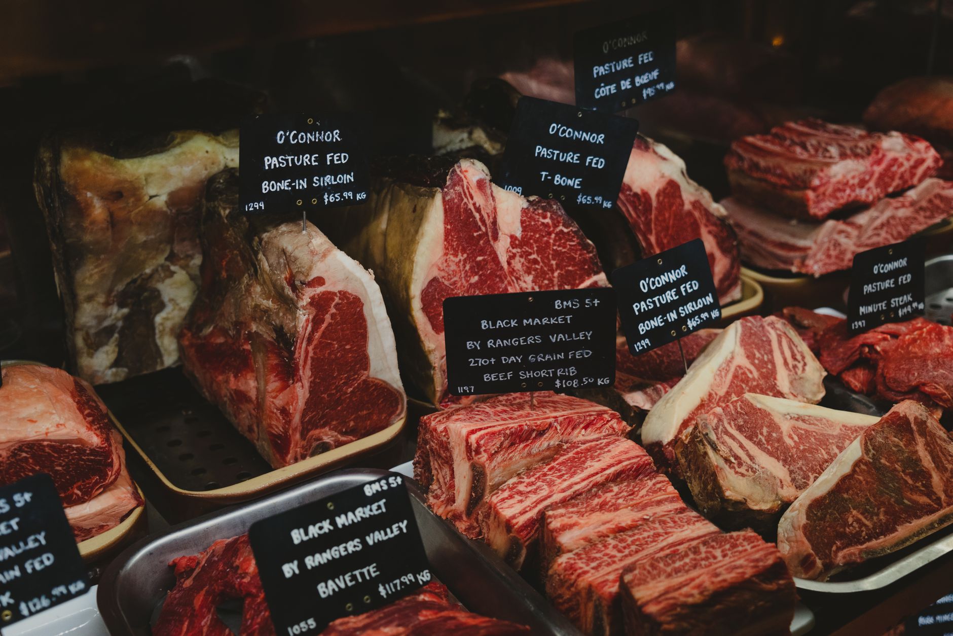 Red Wine-Braised Short Ribs: A Rich and Tender Beef Classic