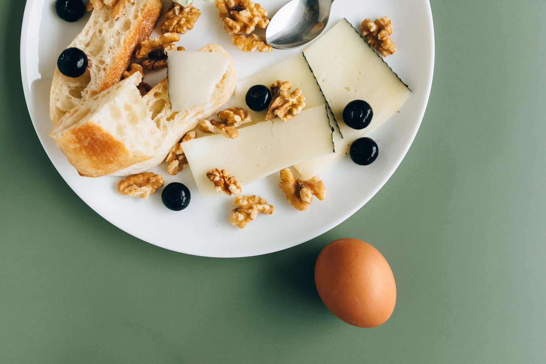 Farmer's Cheese with Honey, Raisins, Cinnamon and Toasted Walnuts