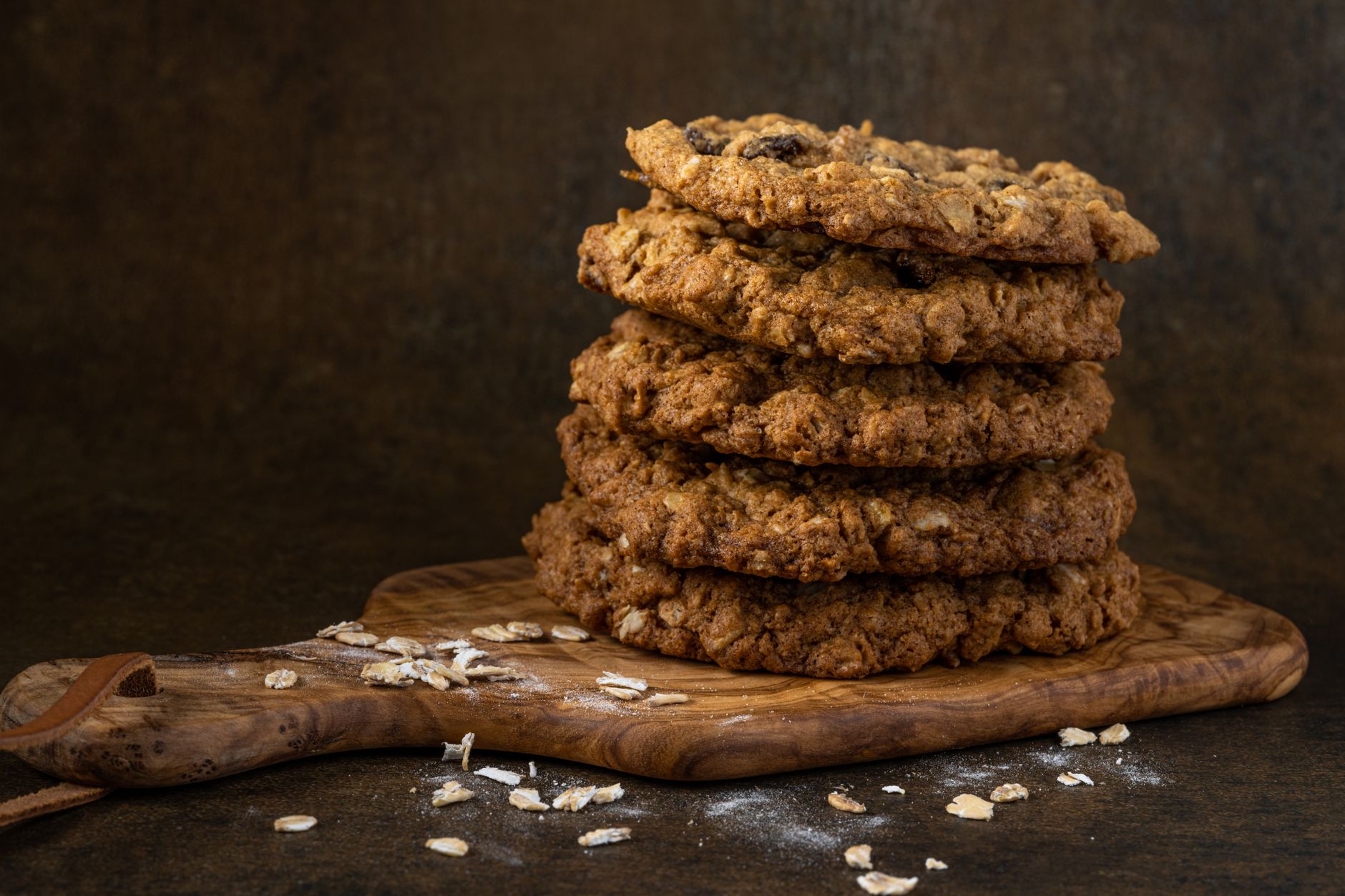 Oatmeal Raisin Skillet Cookie with Honey Cream