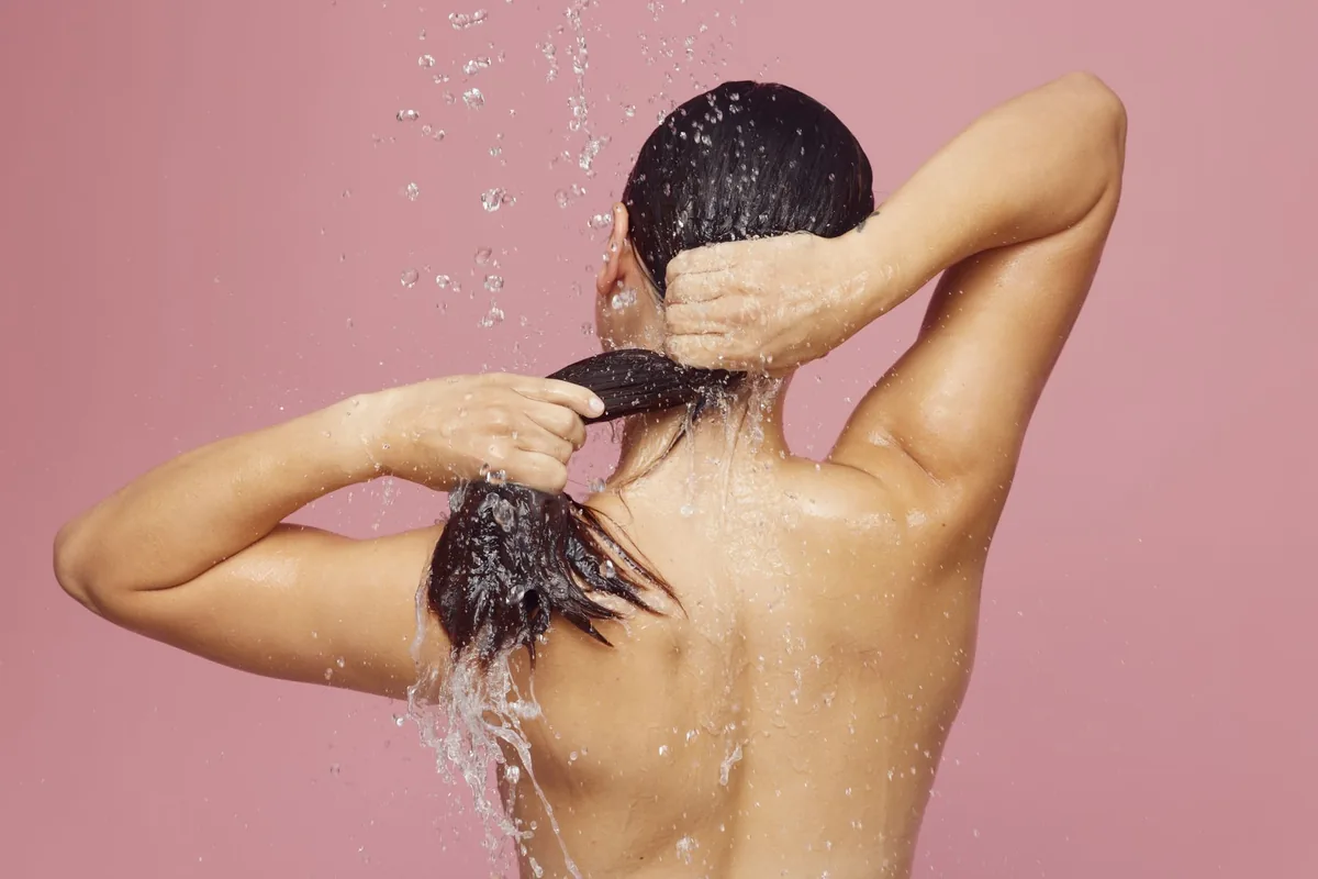 The Recommended Frequency for Washing Hair: How to Find What Works for Your Scalp